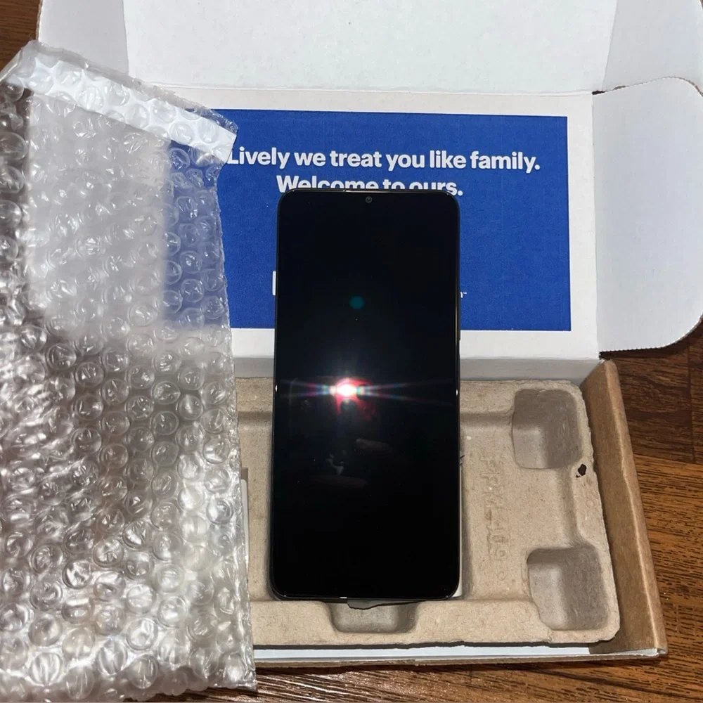 Lively Jitterbug Smart4 Smartphone 32GB Front & Rear Camera Voice & Hey Google..
